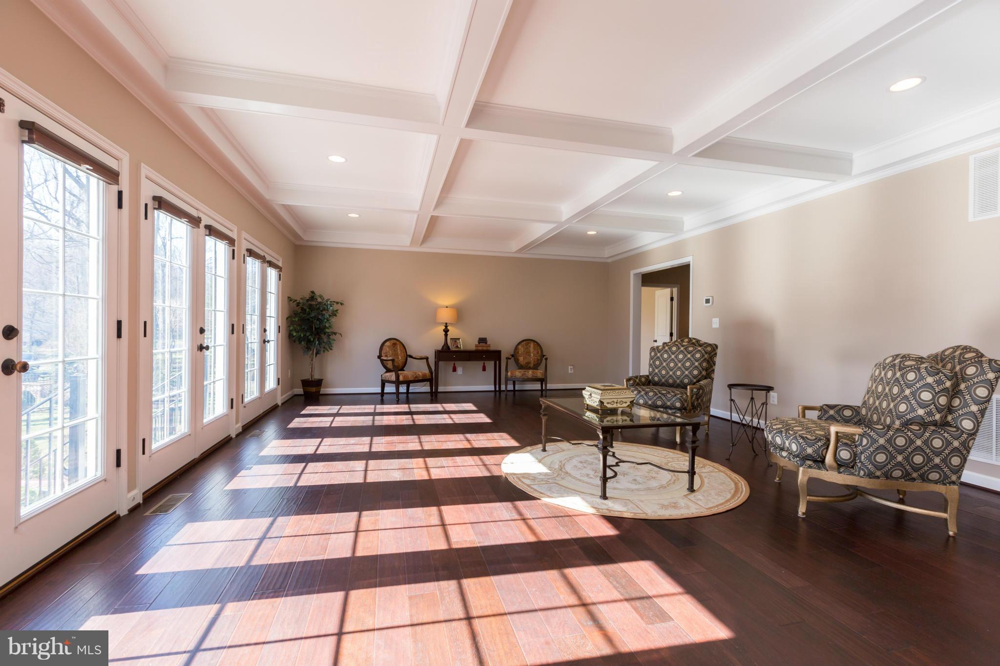 700 Walker Road Great Falls, VA 22066 - Photo 13 of 30 Family Room