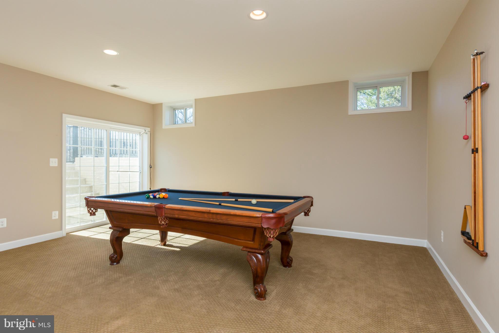 700 Walker Road Great Falls, VA 22066 - Photo 28 of 30 Rec Room