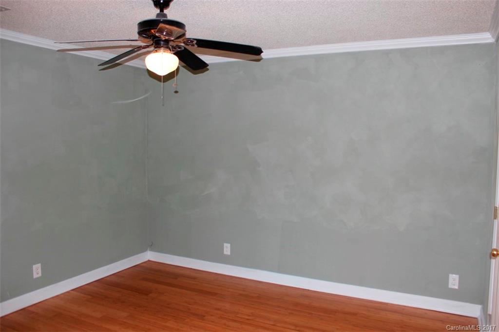 75 Bear Rock Loop Road, Unit 2 Hendersonville, NC 28739 - Photo 16 of 23 Gallery Image 16