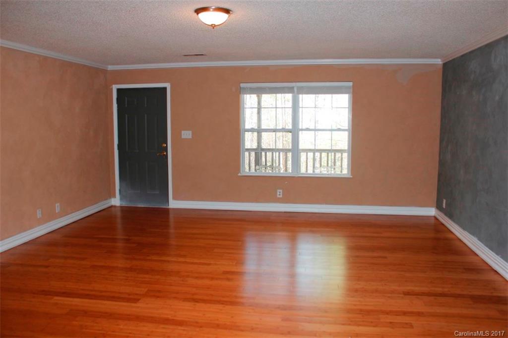 75 Bear Rock Loop Road, Unit 2 Hendersonville, NC 28739 - Photo 6 of 23 Gallery Image 6
