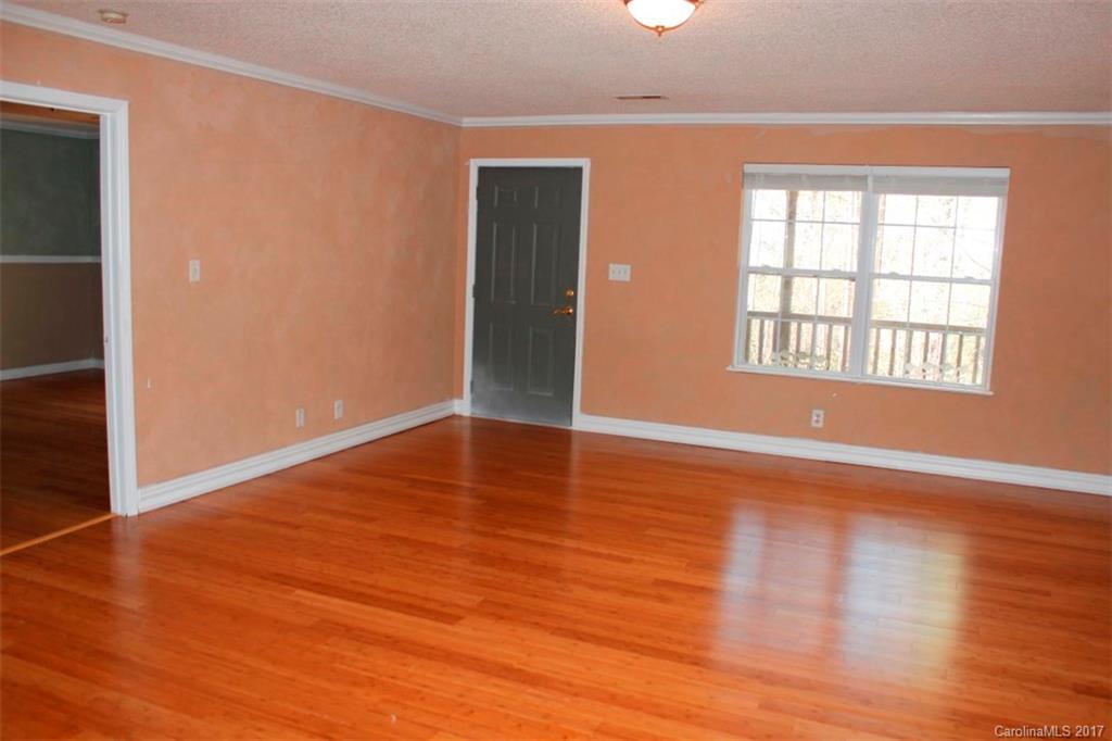 75 Bear Rock Loop Road, Unit 2 Hendersonville, NC 28739 - Photo 7 of 23 Gallery Image 7
