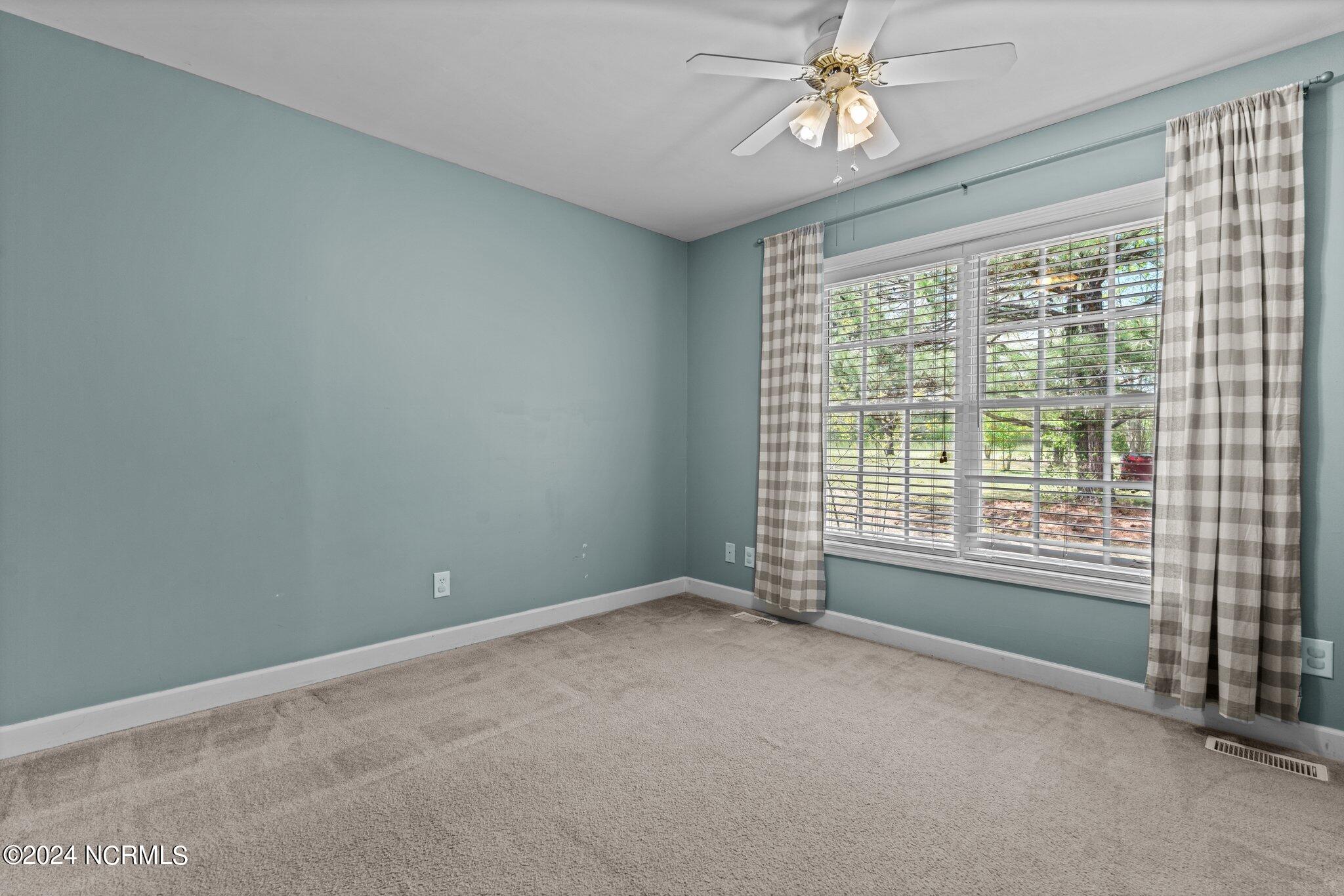1475 L Cooper Road Cameron, NC 28326 - Photo 22 of 32 Bedroom 3