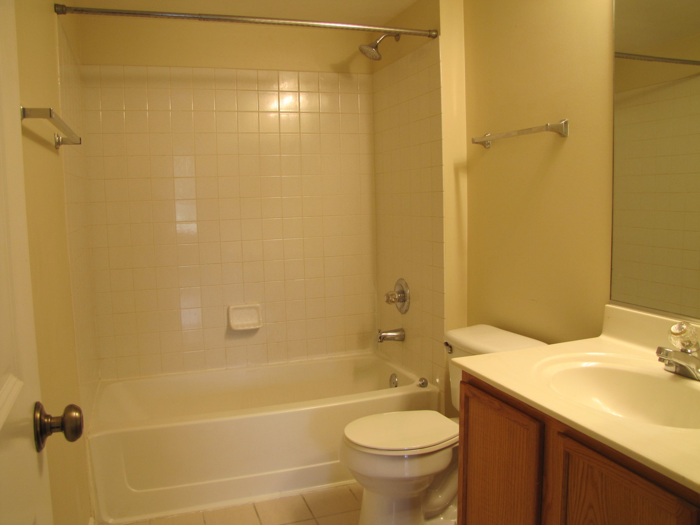 2947 Rutland Circle, Unit 101 Naperville, IL 60564 - Photo 14 of 27