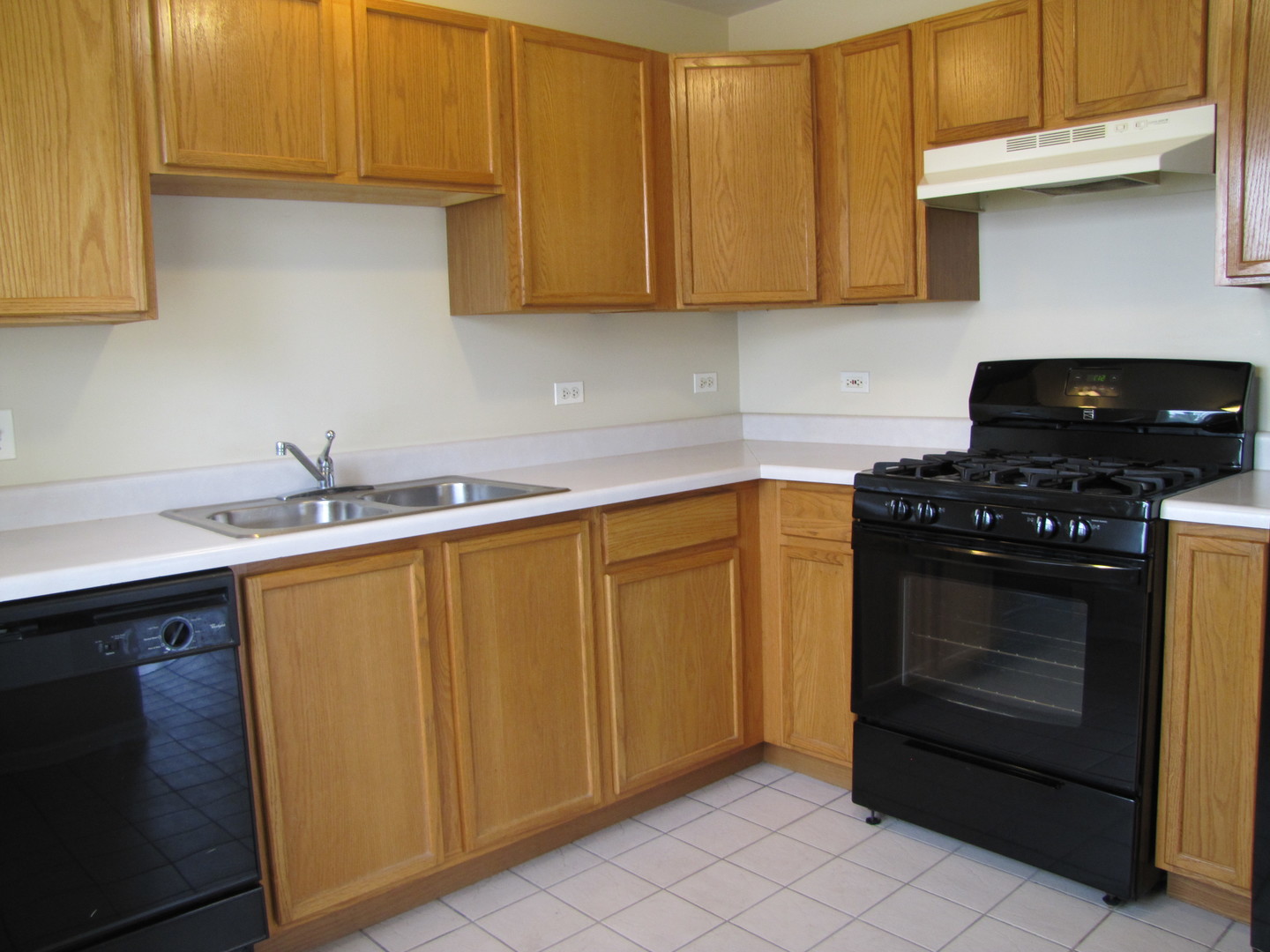 2947 Rutland Circle, Unit 101 Naperville, IL 60564 - Photo 8 of 27