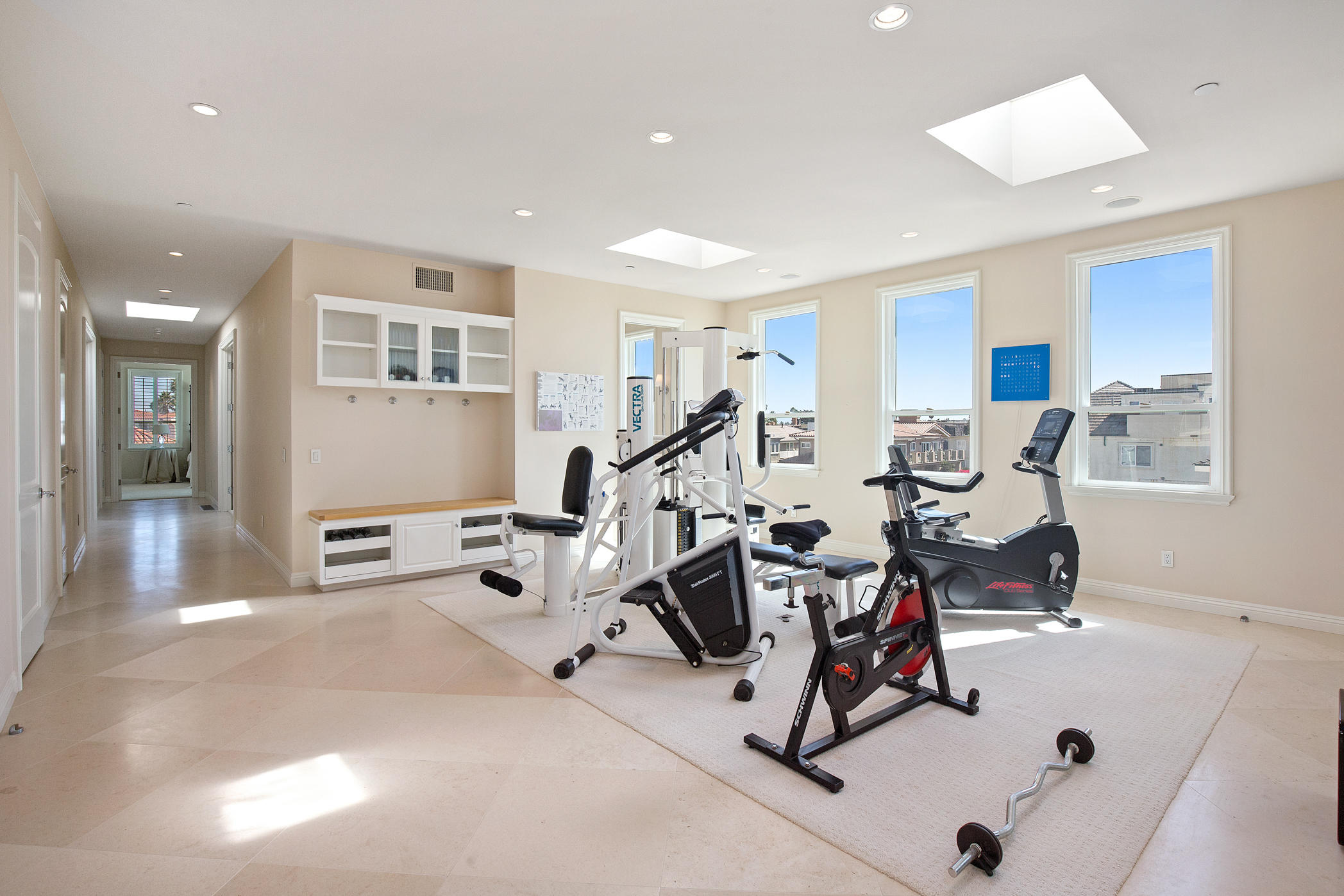 1135 Capri Way Oxnard, CA 93035 - Photo 24 of 50 a view of a room with gym equipment