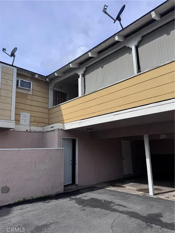 a side view of a house