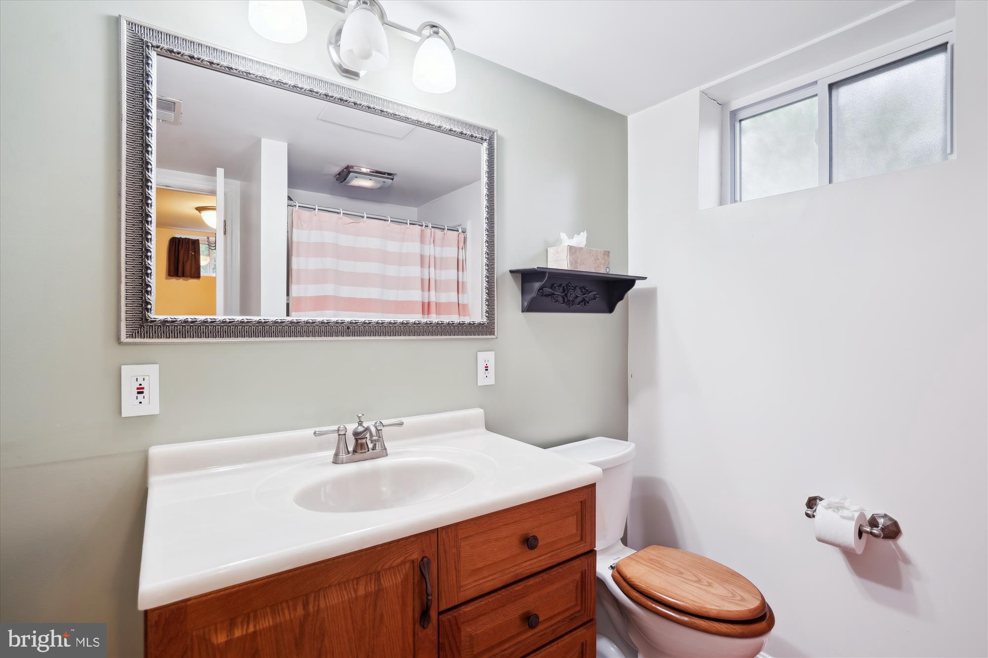 90 Scotts Cove Road Edgewater, MD 21037 - Photo 34 of 40 Bath (Lower Level)
