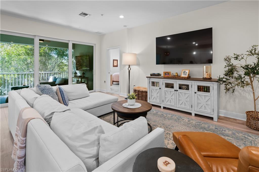 2280 Priory Lane, Unit 1106 Naples, FL 34120 - Photo 2 of 32