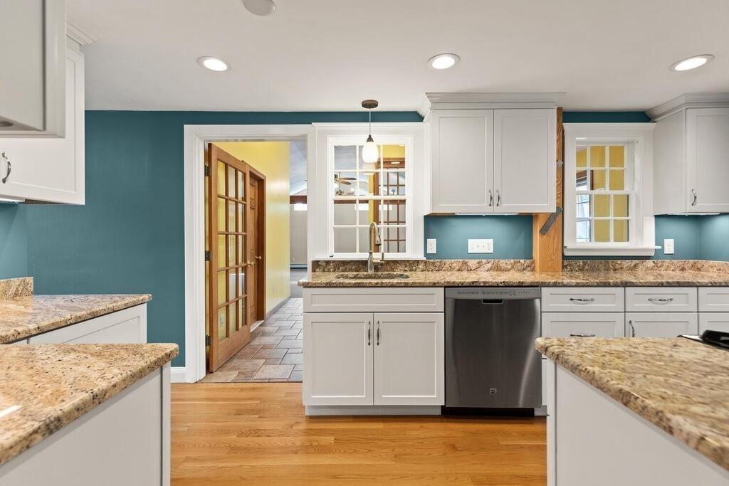 15 Elmhurst Road Stoneham, MA 02180 - Photo 15 of 32 Gallery Image 15