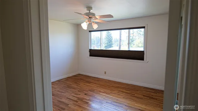 $4,400 | 849 Poplar Way, Edmonds, WA 98020