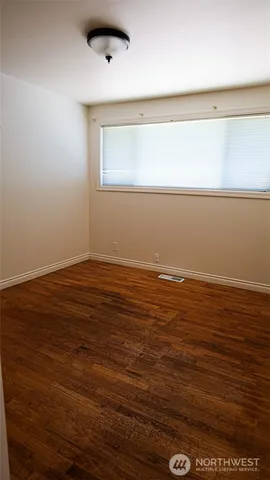 $4,400 | 849 Poplar Way, Edmonds, WA 98020