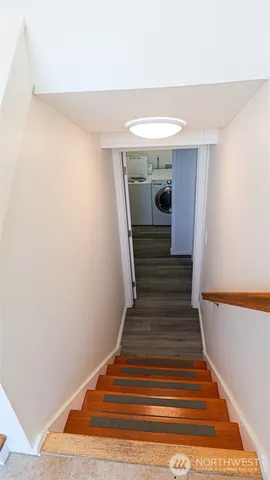 $4,400 | 849 Poplar Way, Edmonds, WA 98020