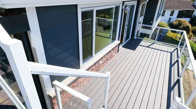 $4,400 | 849 Poplar Way, Edmonds, WA 98020