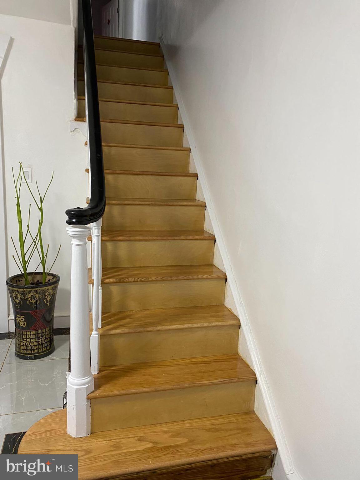 6833 Cottage Street Philadelphia, PA 19135 - Photo 11 of 21