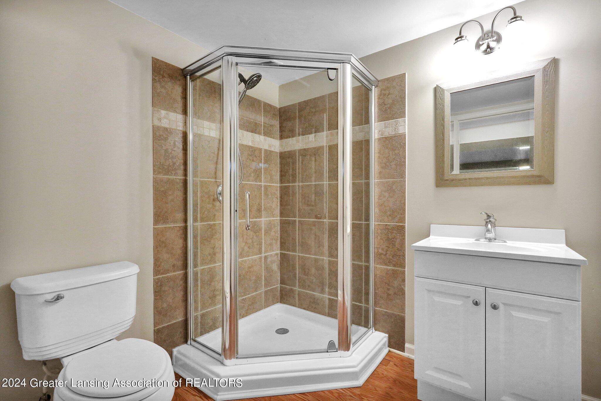 22695 Power Road Farmington, MI 48336 - Photo 29 of 30 29-web-or-mls-Open Ended Media-28