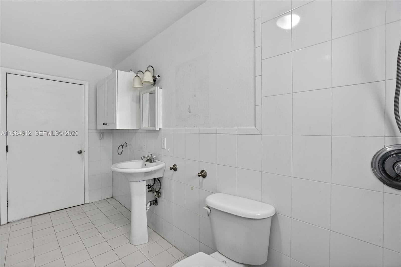 3900 Southwest 67th Avenue Miami, FL 33155 - Photo 11 of 42