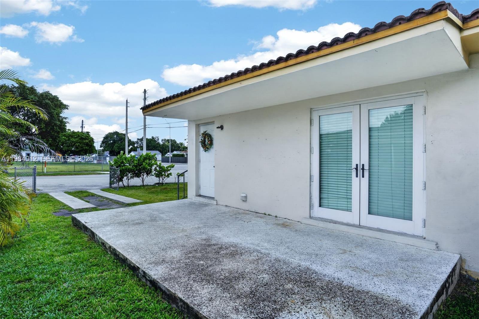 3900 Southwest 67th Avenue Miami, FL 33155 - Photo 34 of 42