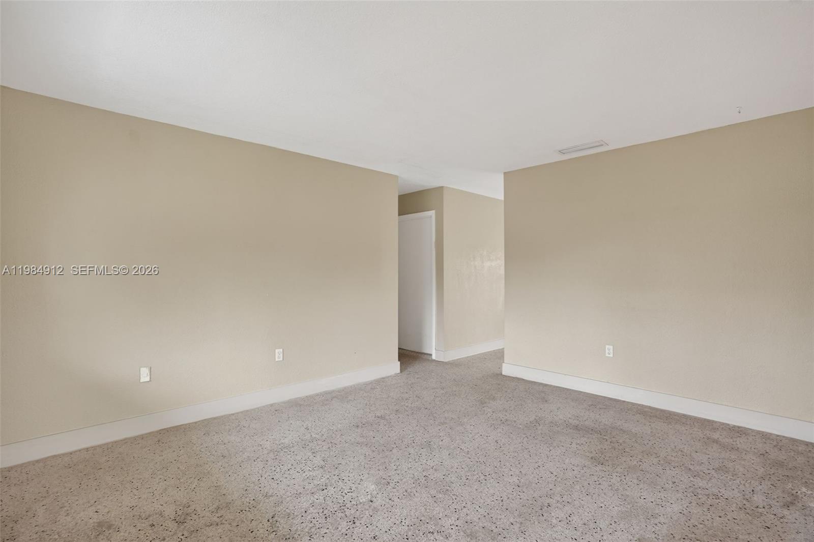3900 Southwest 67th Avenue Miami, FL 33155 - Photo 6 of 42
