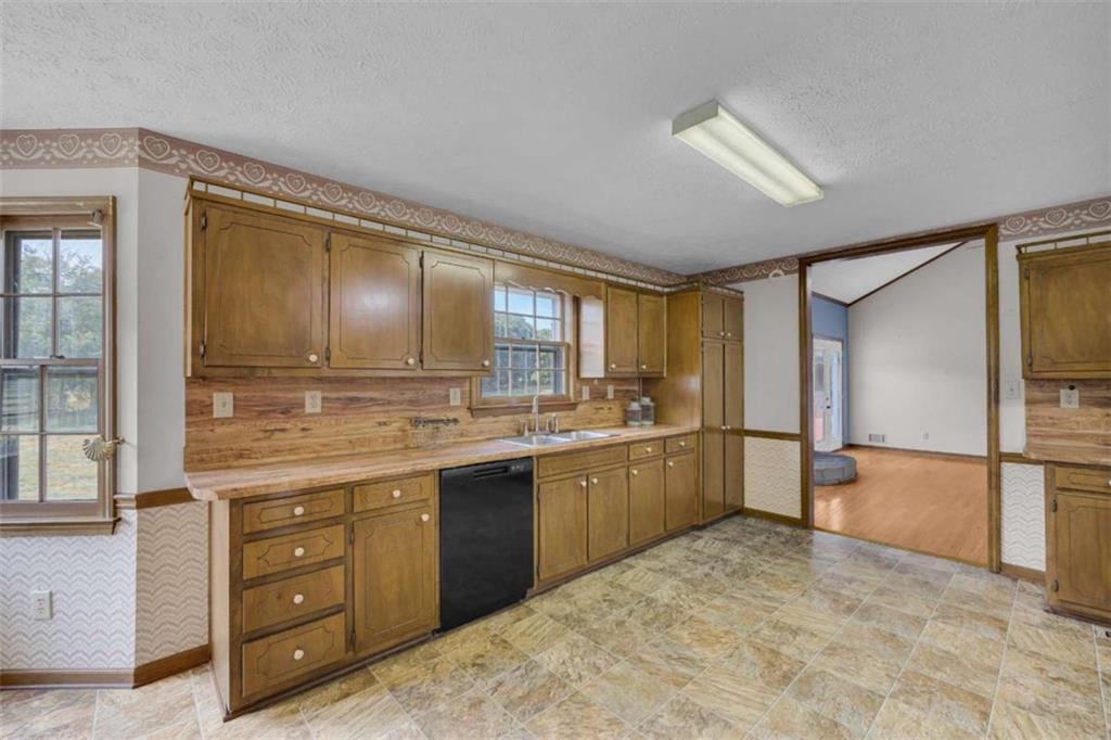 4345 Jersey Walnut Grove Road Covington, GA 30014 - Photo 21 of 47