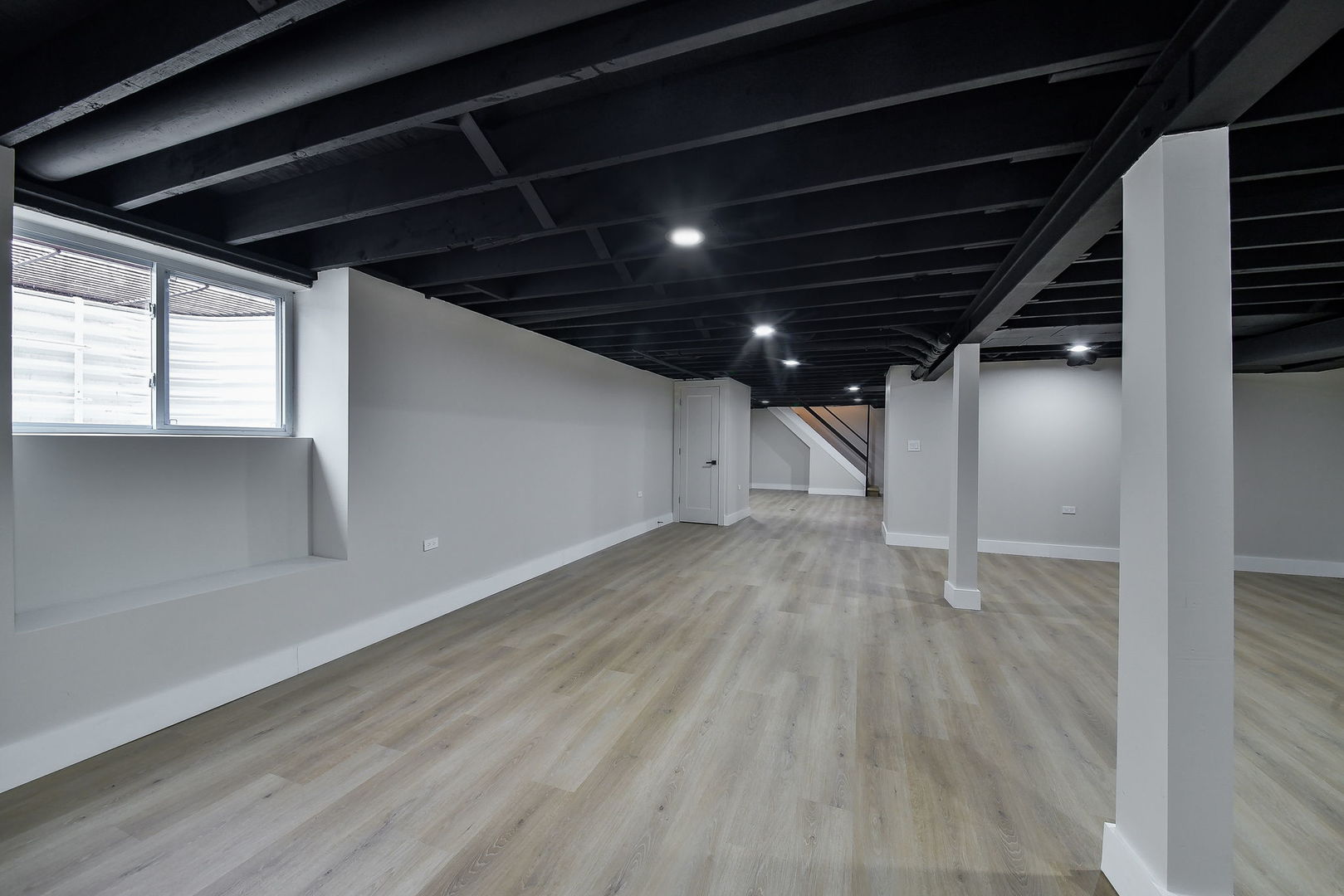 5740 Ridgewood Drive Western Springs, IL 60558 - Photo 22 of 25 a view of empty room with wooden floor