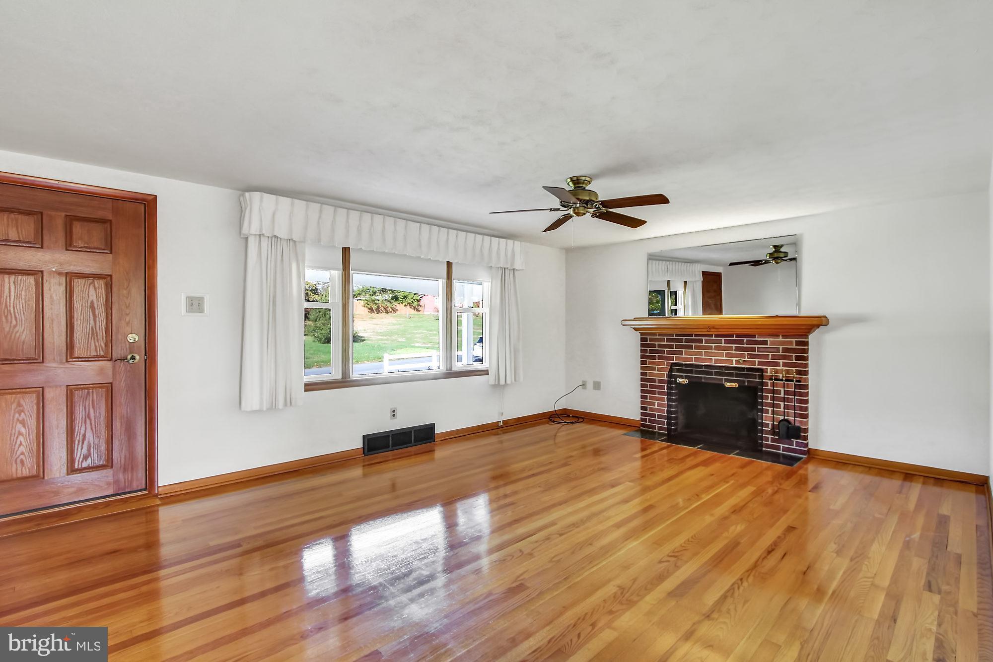 2320 Cedar Road York, PA 17408 - Photo 2 of 26