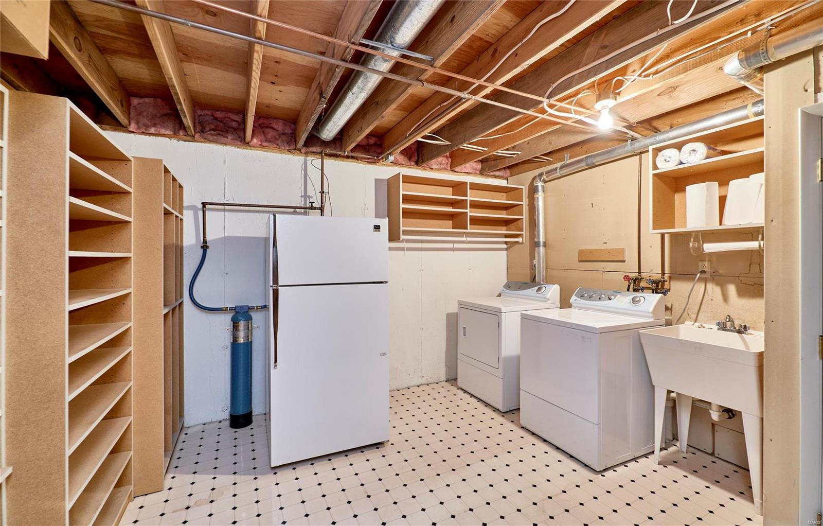1074 North Spoede Road St. Louis, MO 63146 - Photo 33 of 36 Gallery Image 33