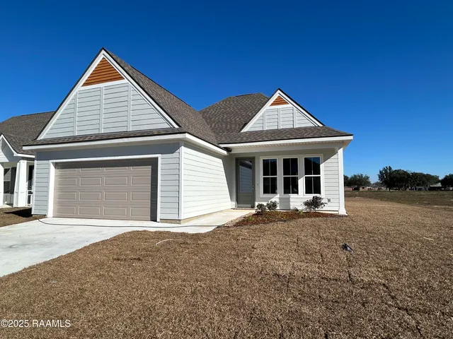 $267,500 | 124 Crooked Pine, Scott, LA 70583