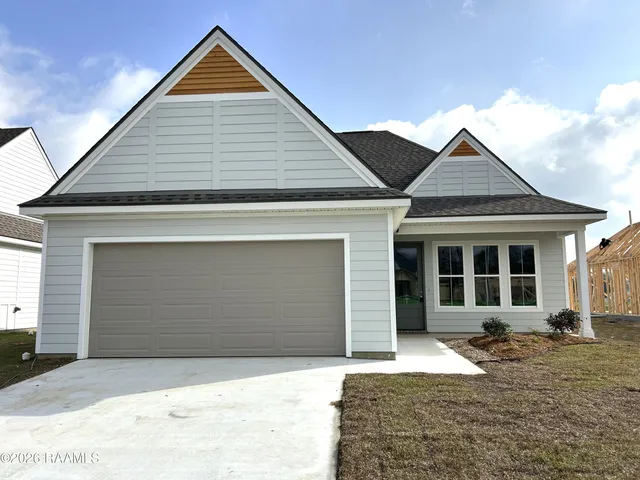 $267,500 | 124 Crooked Pine, Scott, LA 70583