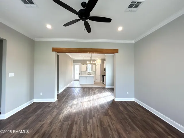 $267,500 | 124 Crooked Pine, Scott, LA 70583