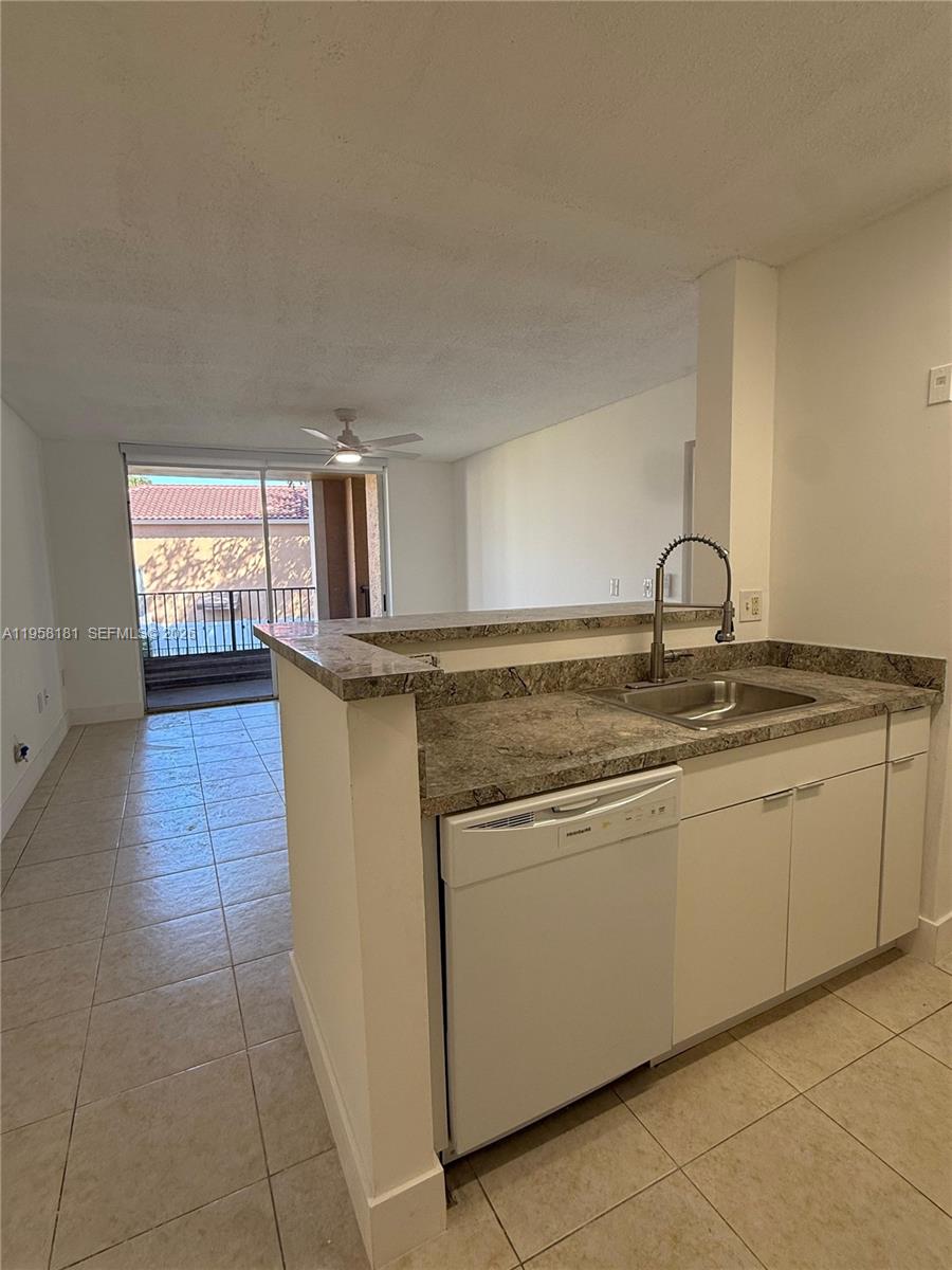 2103 Renaissance Boulevard, Unit 202 Miramar, FL 33025 - Photo 3 of 14