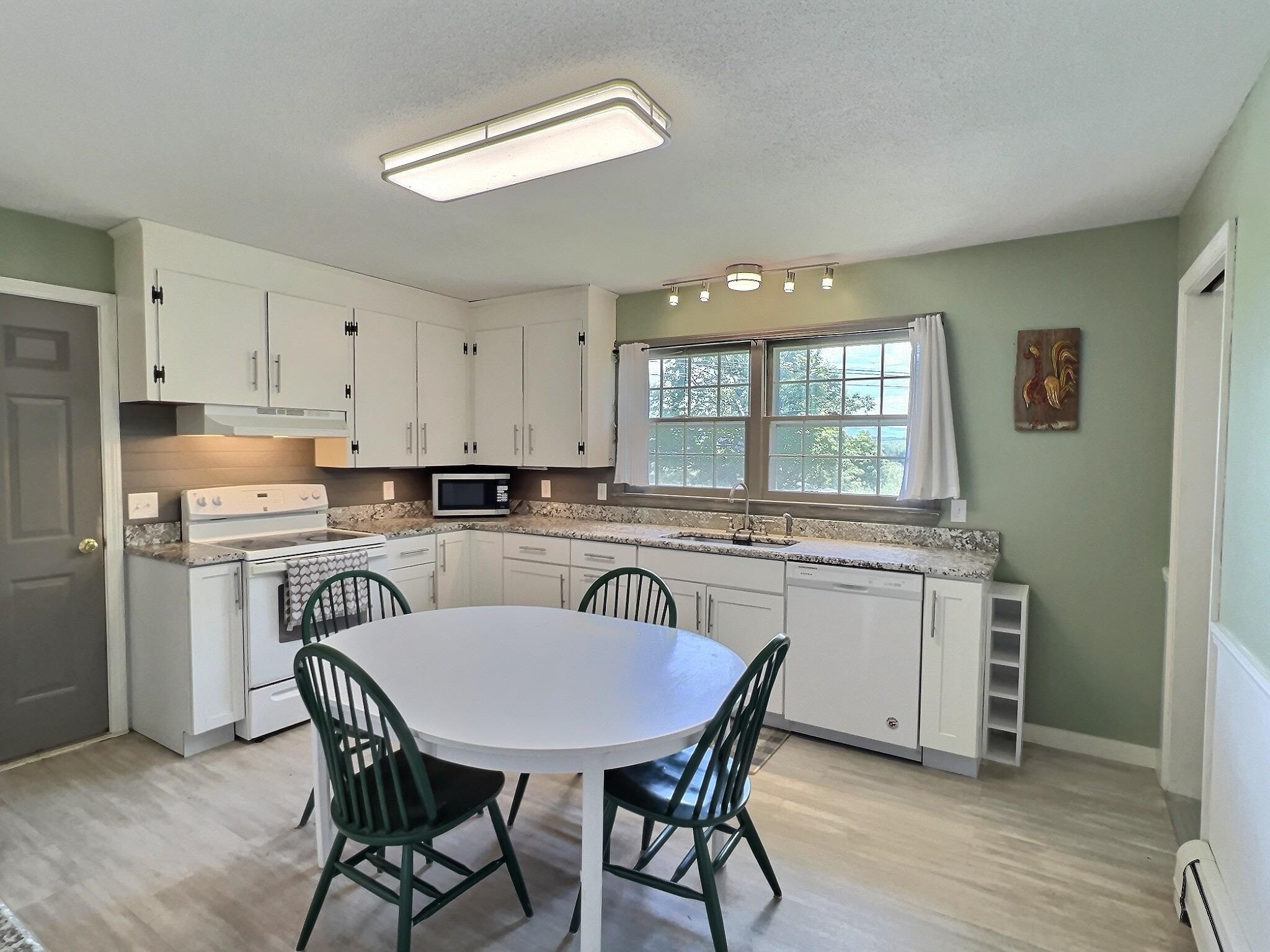 281 Barrett Road New London, NH 03257 - Photo 3 of 10 Gallery Image 3