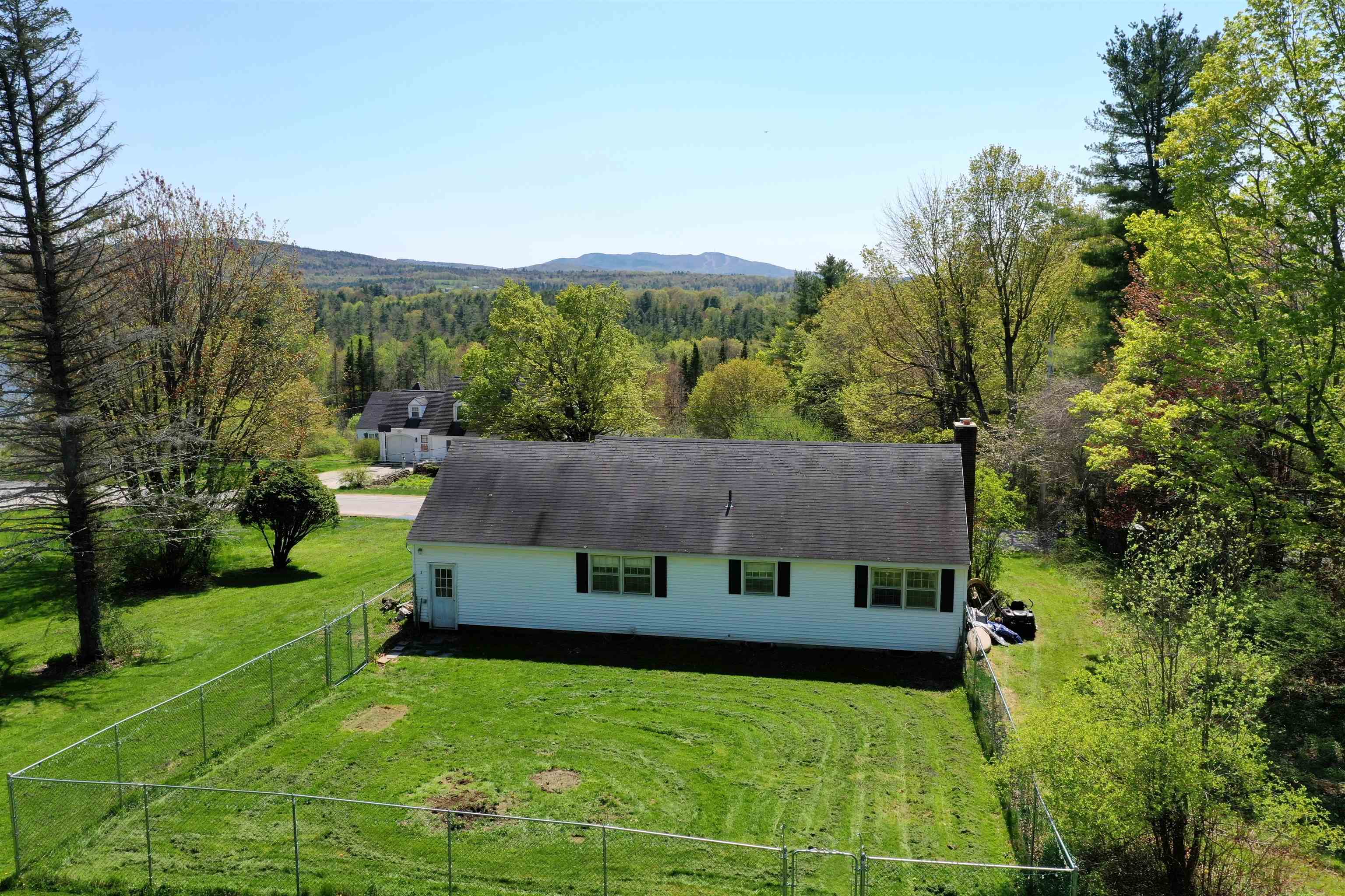 281 Barrett Road New London, NH 03257 - Photo 9 of 10 Gallery Image 9