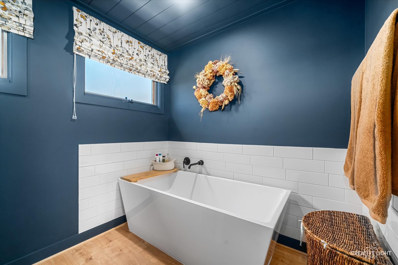 13495 Fennel Road Newark, IL 60541 - Photo 21 of 43 view of a bathtub in a bathroom
