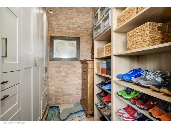 $1,049,000 | 1601 South Indiana Avenue, Unit 503, Chicago, IL 60616