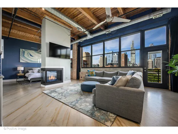 $1,049,000 | 1601 South Indiana Avenue, Unit 503, Chicago, IL 60616