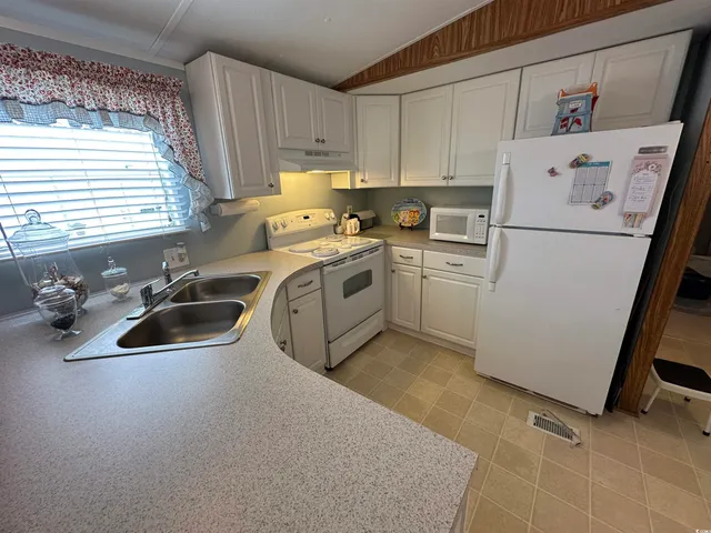 $90,000 | 406 9th Avenue South, Myrtle Beach, SC 29577