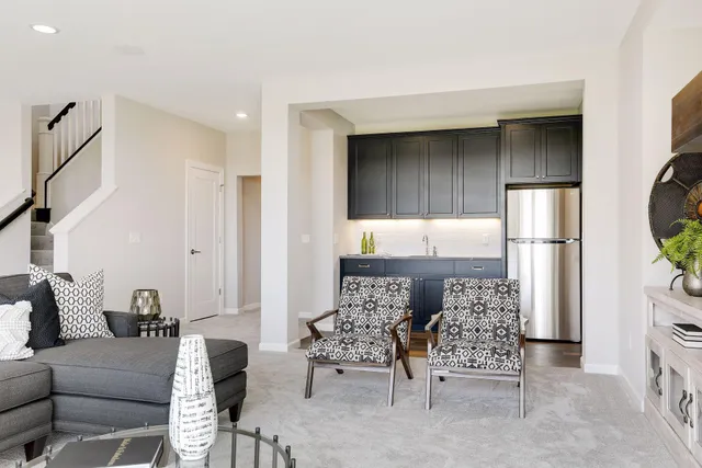 $999,900 | 4641 Wolfberry Curve, Minnetrista, MN 55331