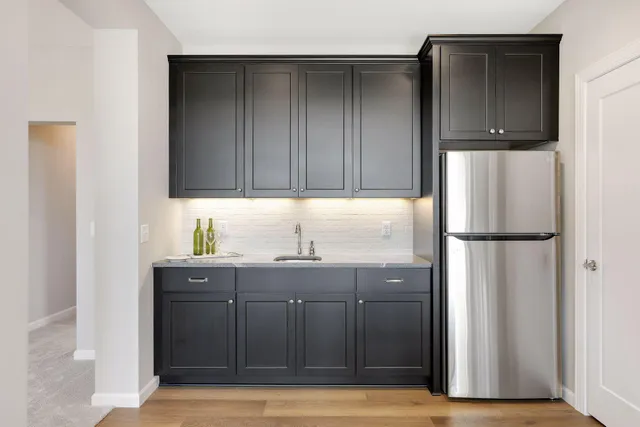 $999,900 | 4641 Wolfberry Curve, Minnetrista, MN 55331