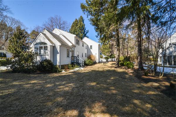3 Upwey Road Wellesley, MA 02481 - Photo 20 of 22 Gallery Image 20
