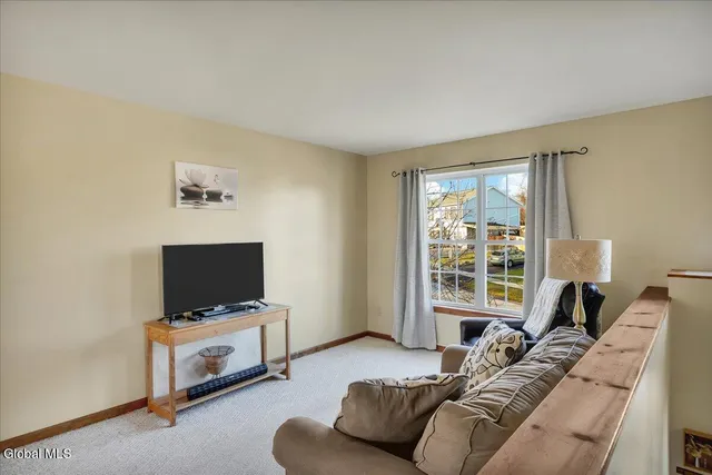 $289,900 | 25 Morgan's Run, Schuylerville, NY 12871