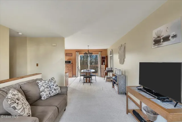 $289,900 | 25 Morgan's Run, Schuylerville, NY 12871