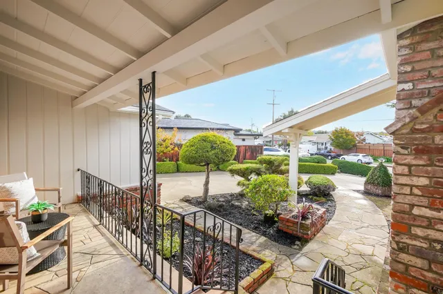 $1,249,000 | 20255 Yeandle Avenue, Castro Valley, CA 94546