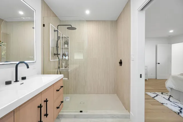 $1,249,000 | 20255 Yeandle Avenue, Castro Valley, CA 94546