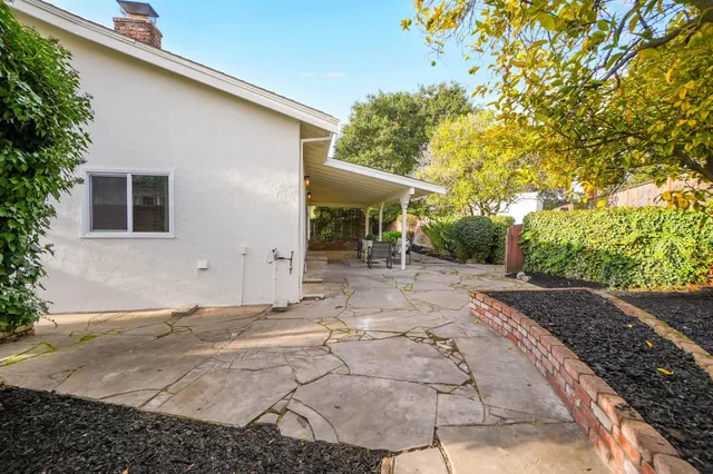 $1,249,000 | 20255 Yeandle Avenue, Castro Valley, CA 94546