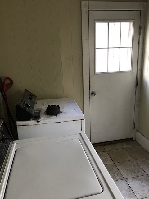 106 Appleton Street Manchester, NH 03104 - Photo 14 of 18