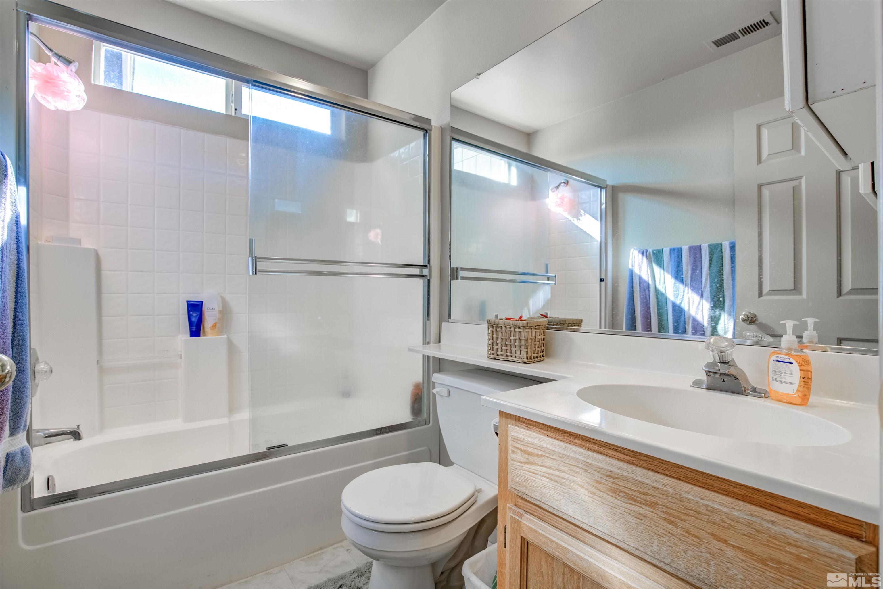 1026 Currie Reno, NV 89506 - Photo 18 of 40 Photo 18