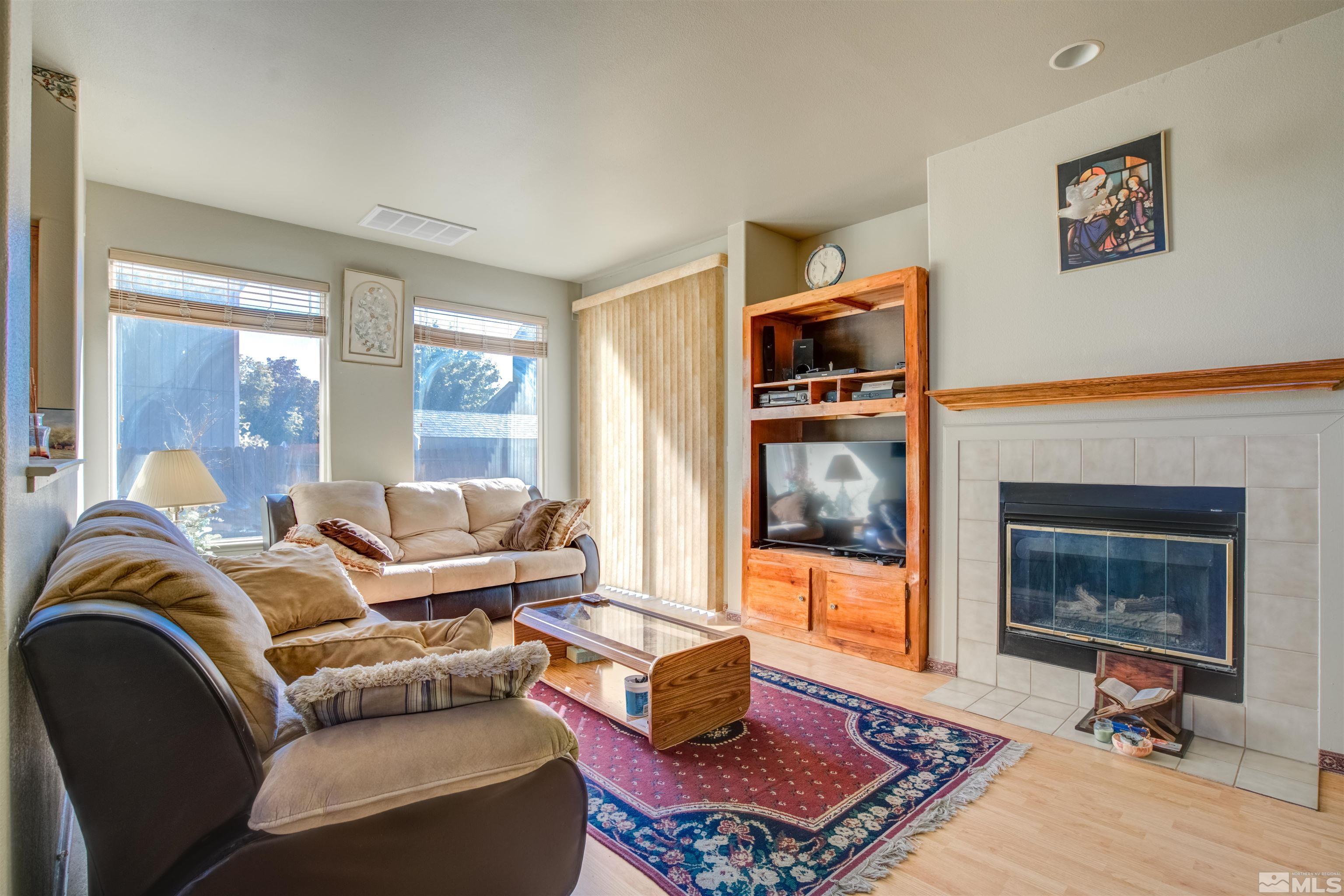 1026 Currie Reno, NV 89506 - Photo 3 of 40 Photo 3