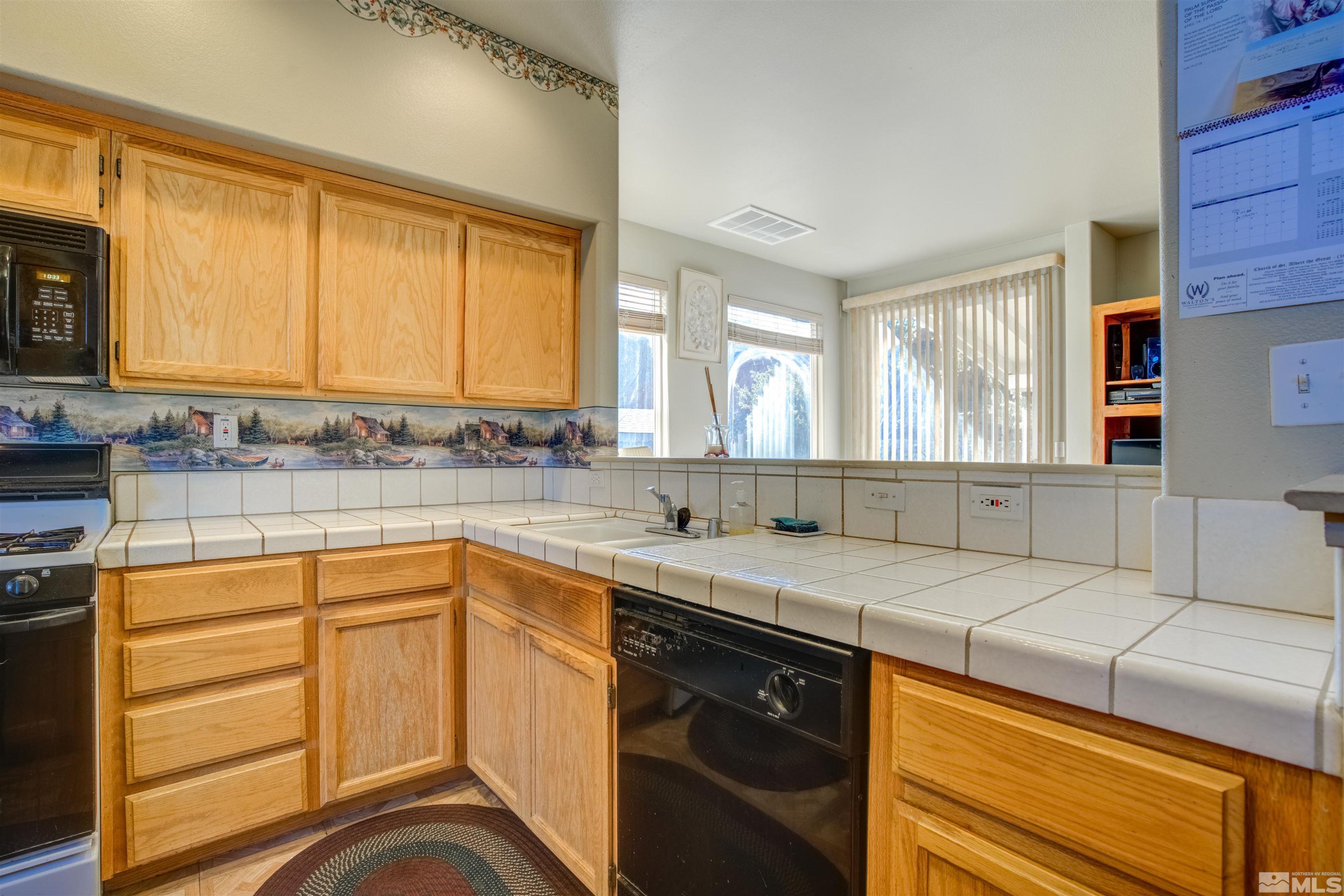 1026 Currie Reno, NV 89506 - Photo 8 of 40 Photo 8