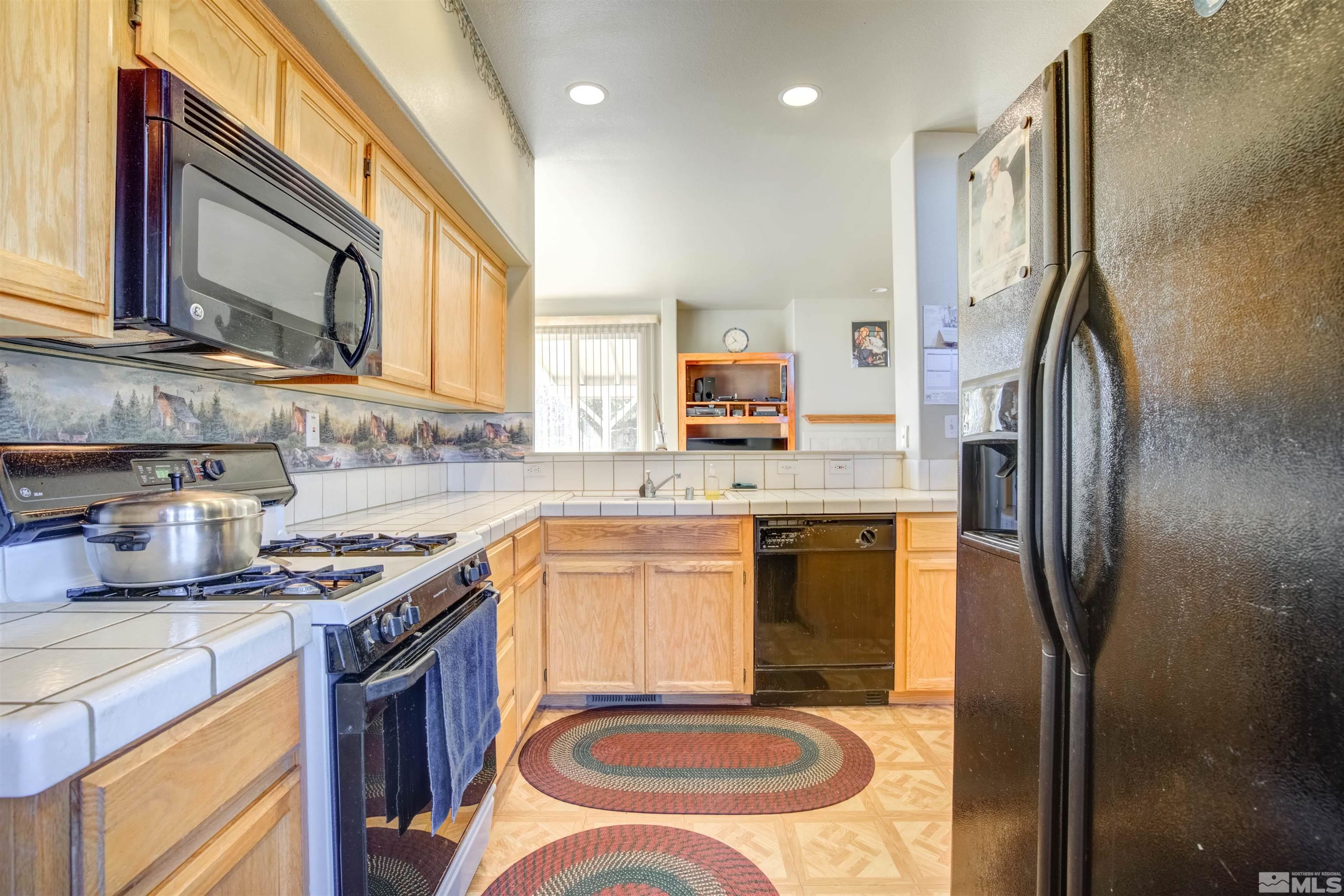 1026 Currie Reno, NV 89506 - Photo 9 of 40 Photo 9