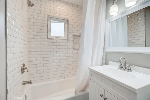 $2,450 | 24359 1/2 Pennsylvania Avenue, Lomita, CA 90717